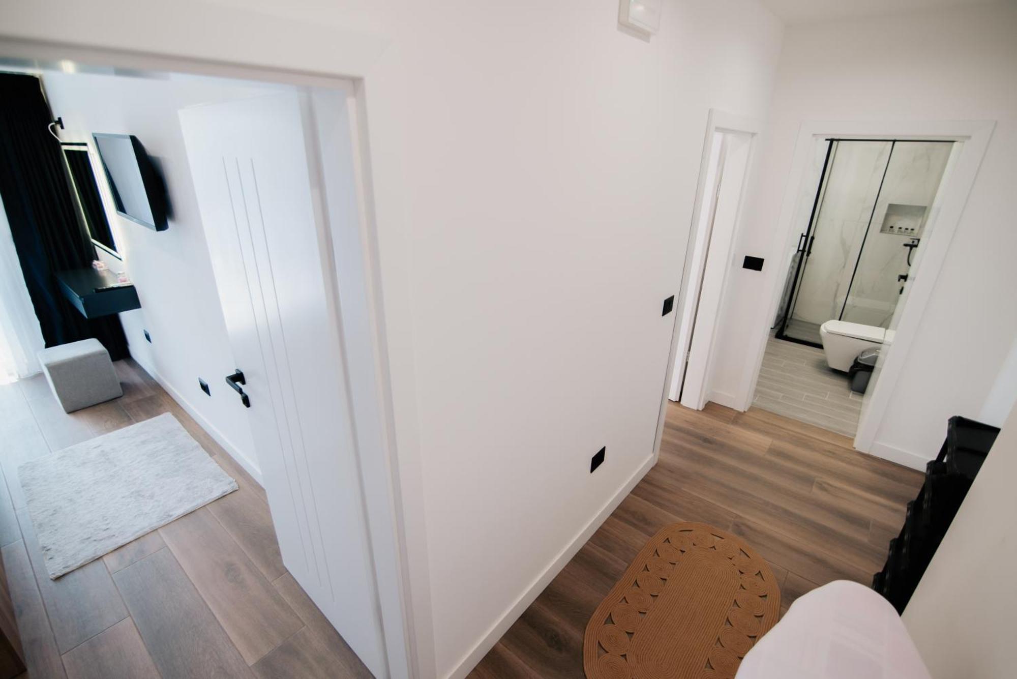 Froa Luxury Apartment Дебър Екстериор снимка